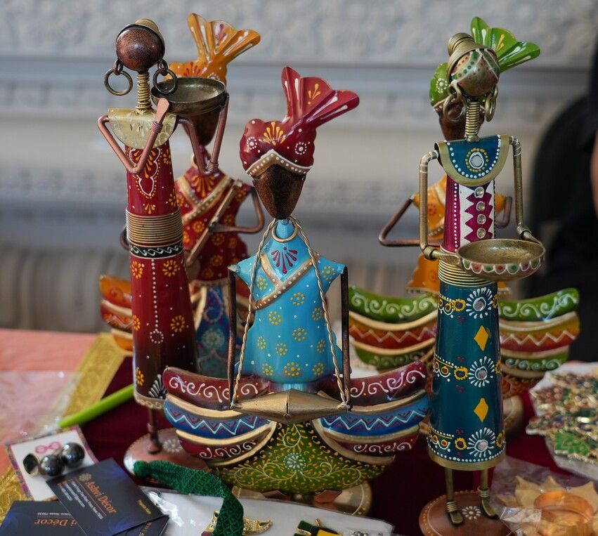 Vendor stalls at the temple